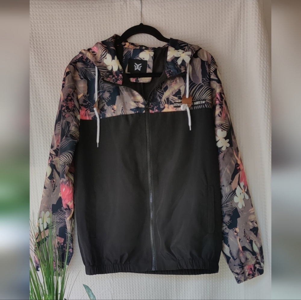 Qing Yuan Shui Women's Anorak Black/Floral Hooded Rain Jacket Size XXL